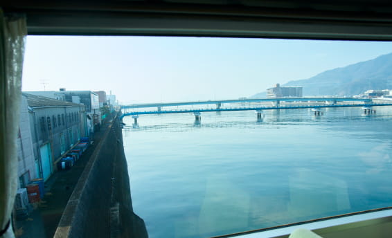 JR西日本　etSETOra（エトセトラ）